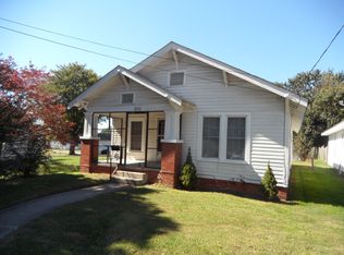 202 S 17th Ave, Hopewell, VA 23860