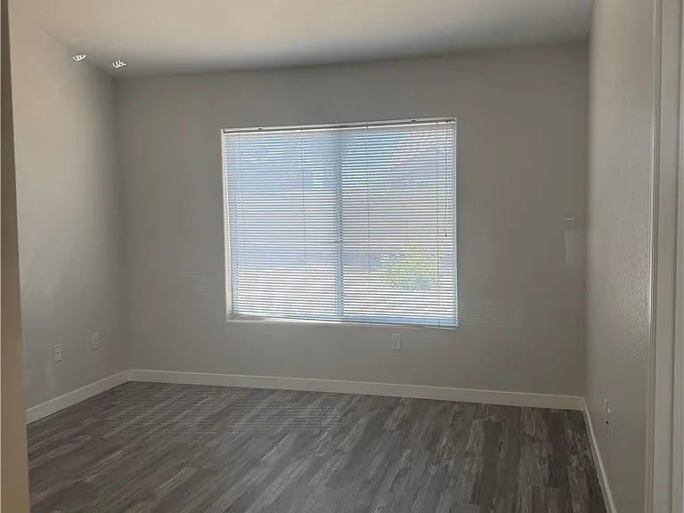 9909 Bundella Dr — Photo 30
