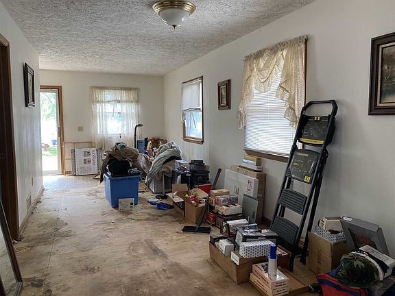 4th image of 243 Ackerson Lake Dr