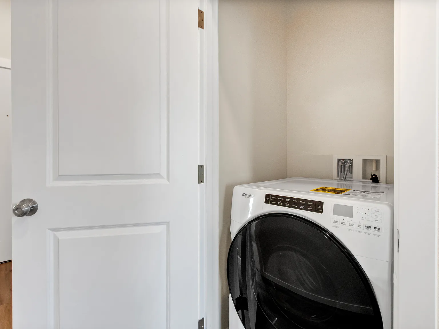 2108 J St — Photo 2