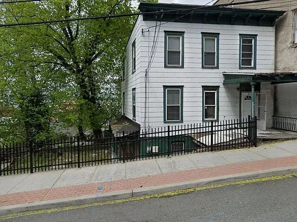 27 Secor Rd, Ossining, NY 10562