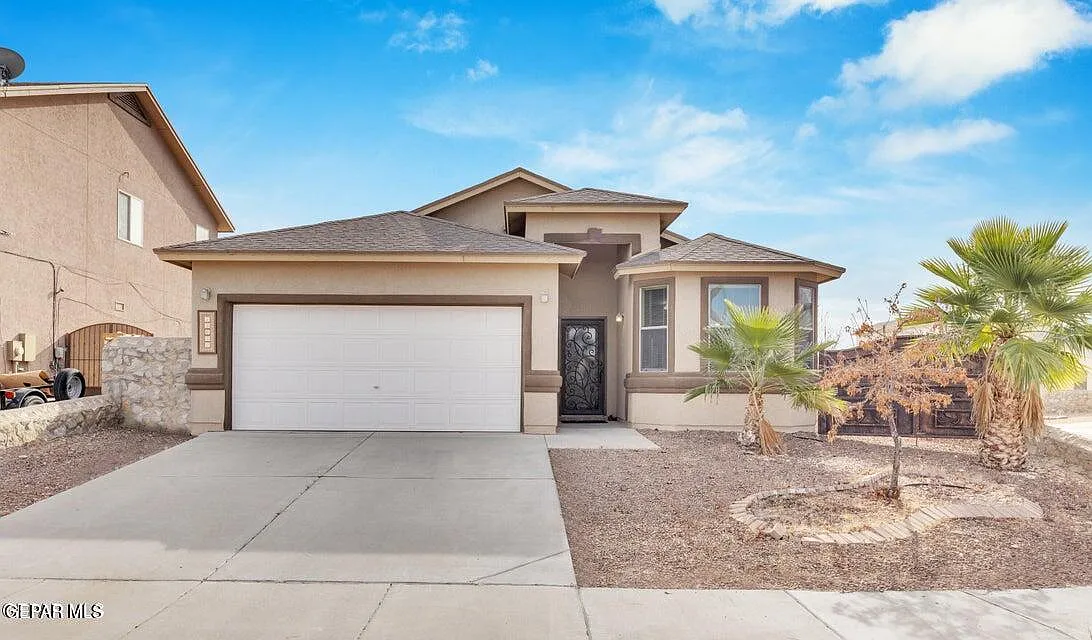 3 bed, 2.0 bath, 1566 sqft, $1,900 — Photo 1