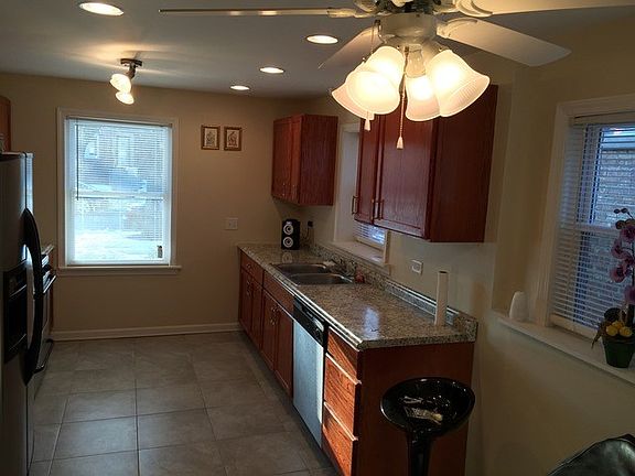 2nd image of 14209 Union Ave