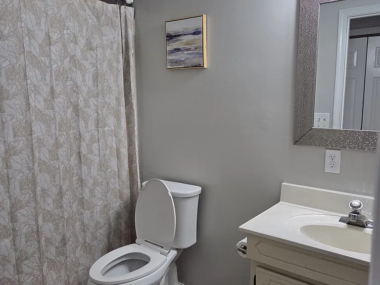 5721 Gardenia Dr — Photo 8