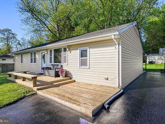 3rd image of 2802 Emmorton Rd