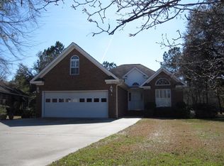 116 Oakview Cir, Manning, SC 29102
