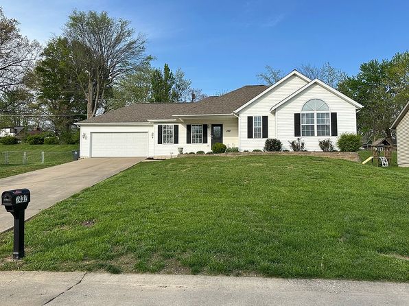 2432 Cheetah Ln, Cape Girardeau, MO 63701