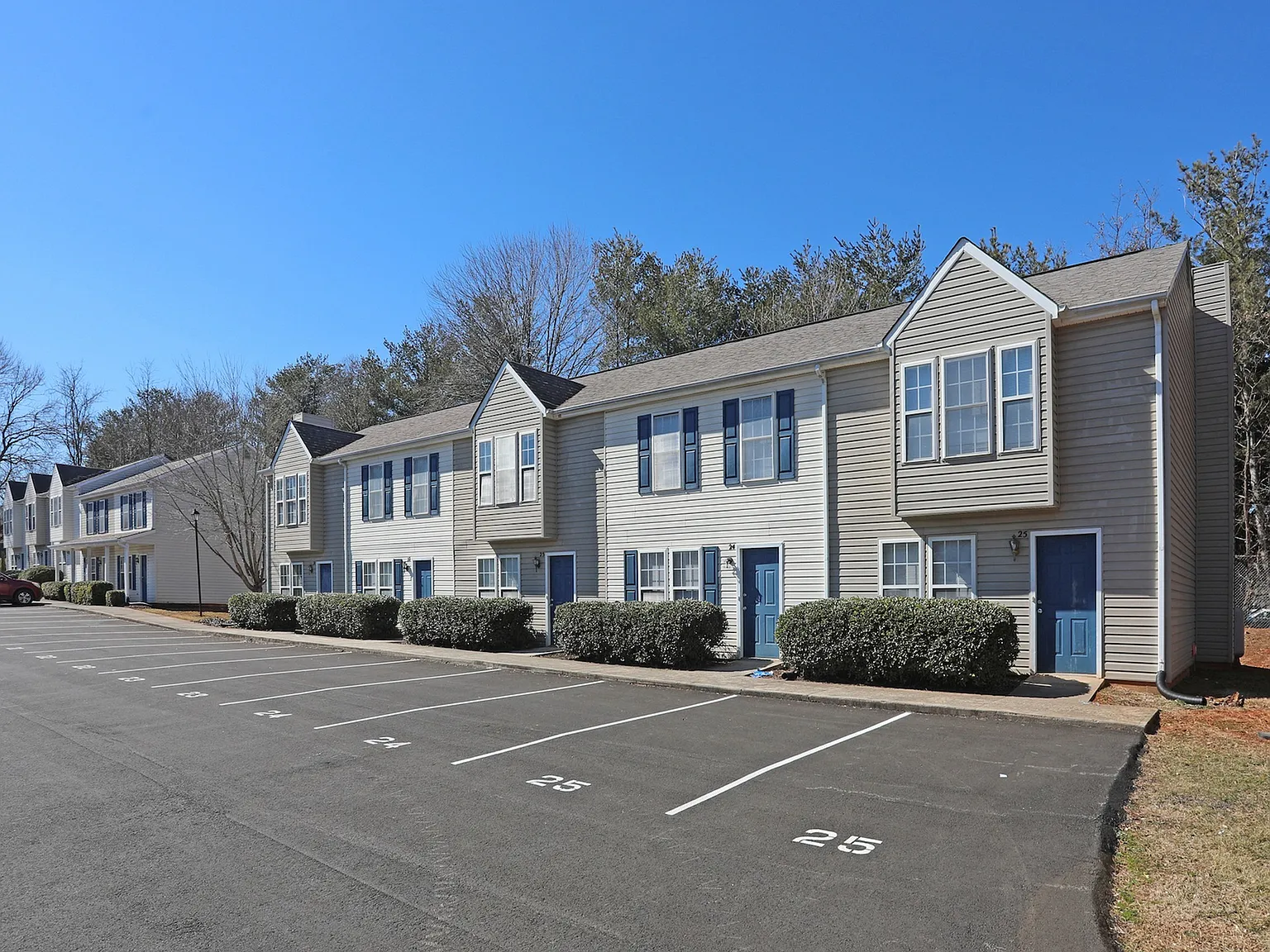 Del Ray Townhomes — Photo 4