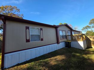 9 Ridgeway Dr, Conroe, TX 77303