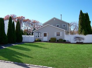 64 Avenue C, Holbrook, NY 11741