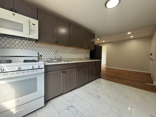 93 Judith Ter #4B, New Haven, CT 06513