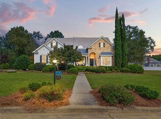 106 Windsor Dr, Dunn, NC 28334