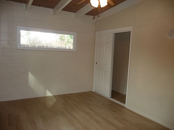 4th image of 4688 N Thorne Ave