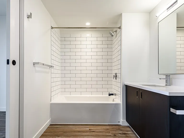 140 Ferguson Dr — Photo 24