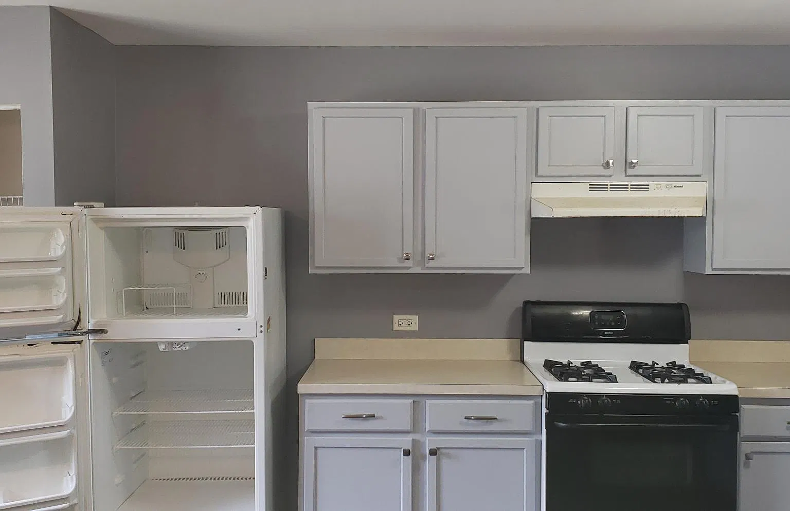 3 bed, 1.5 bath, 1181 sqft, $1,900 — Photo 4