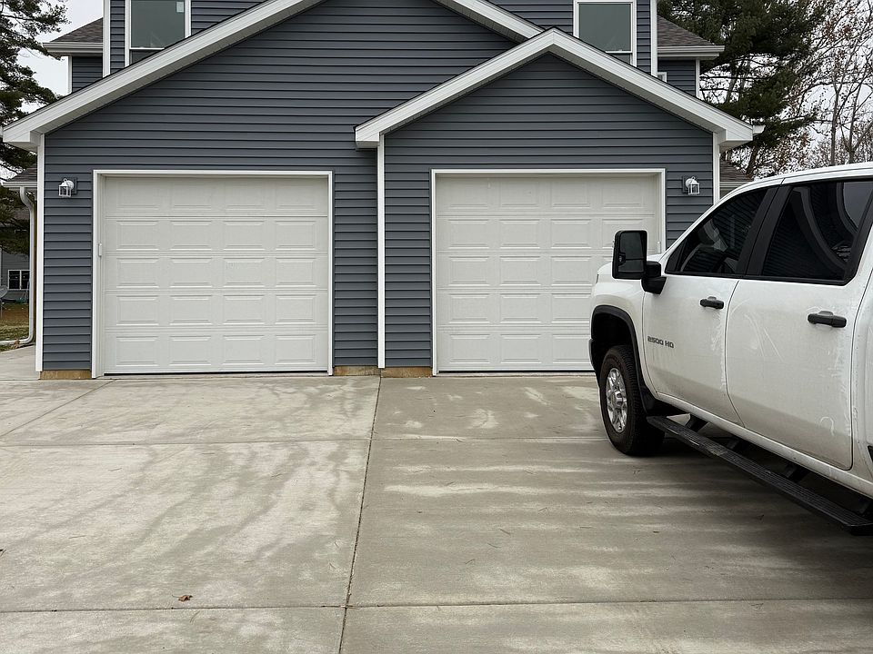 1st image of 608-606 Grant Ave #608