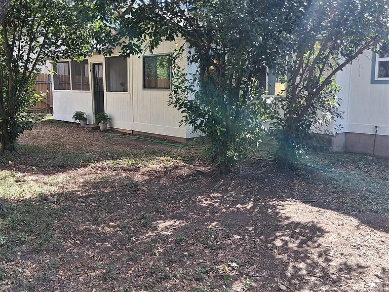 8904 Linton Dr — Photo 15