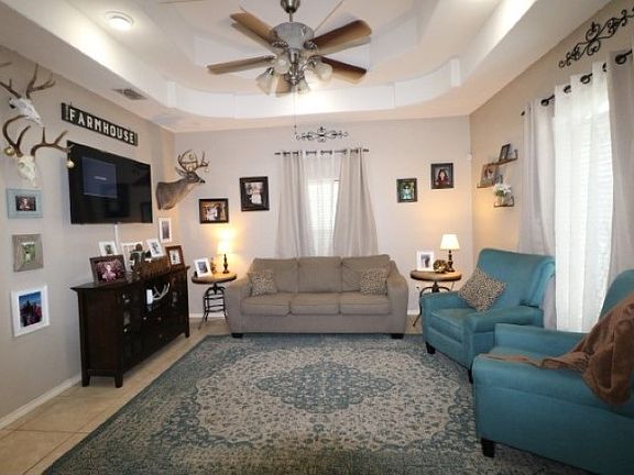 5th image of 507 Flores Dr