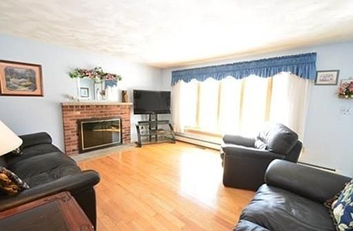 1st image of 12 Rockdale Ave