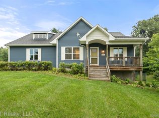 4177 Julie Kim Ln, Goodrich, MI 48438
