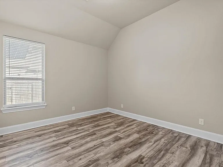 1117 Hancock Springs Ln — Photo 30