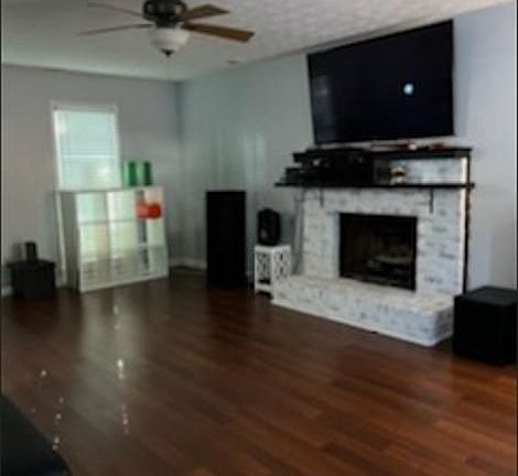 3rd image of 1015 Bass Ct
