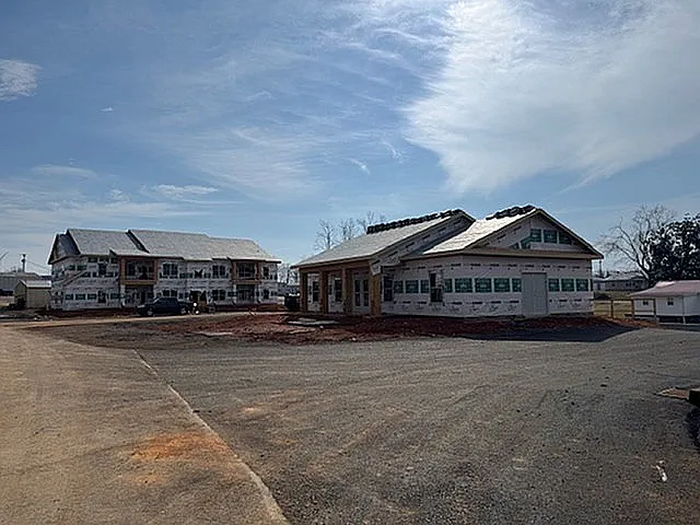 Oxford Commons Apartments