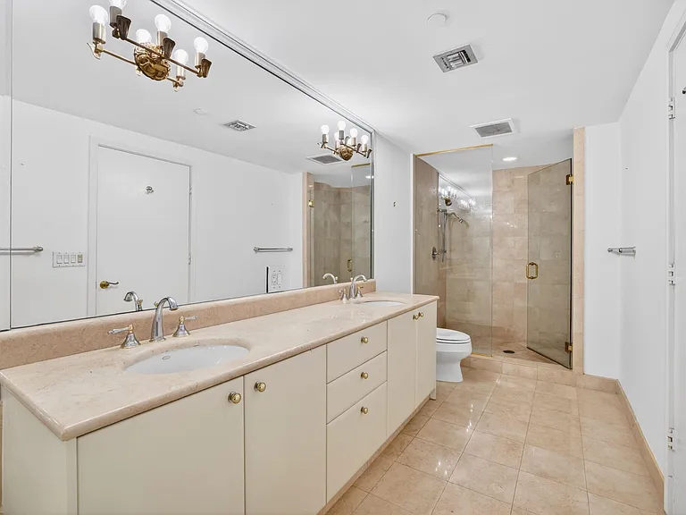 2100 N Ocean Blvd #8-B — Photo 19