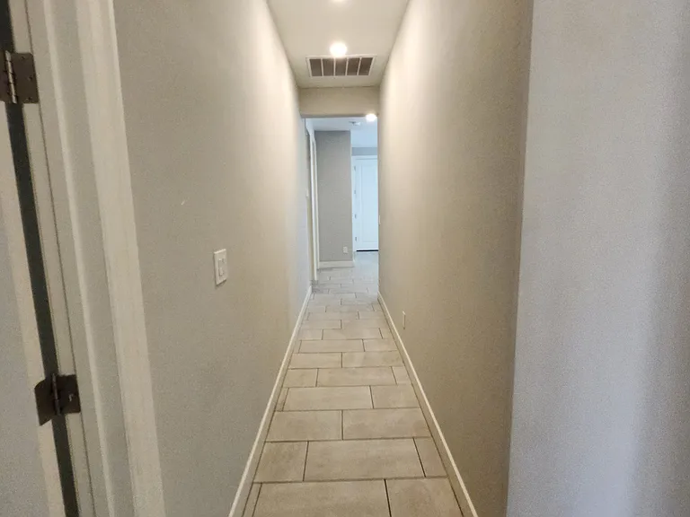 18380 W Sandlewood Dr — Photo 13