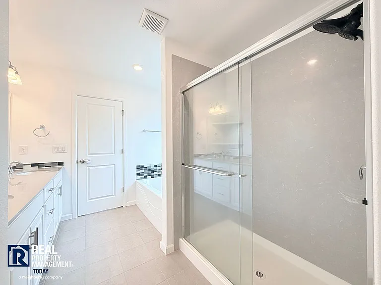 15329 SE 278th St — Photo 19