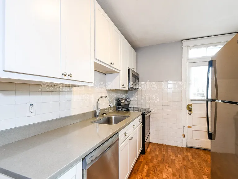 753 Leland Ave #2F — Photo 3