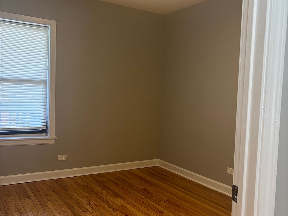 1st image of 2916 W 64th St APT 1