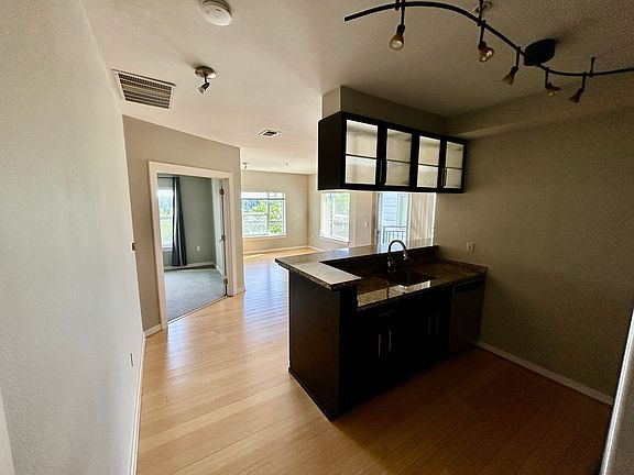 4th image of 1026 NE 65th St Unit 506