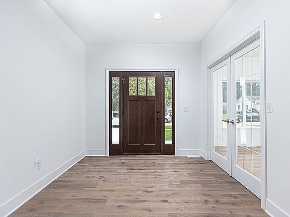 9 Foot Ceilings