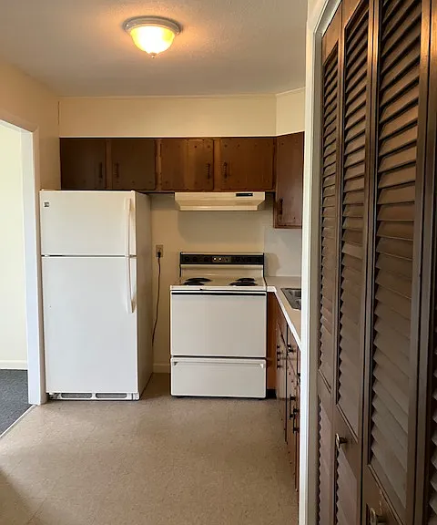 404 Fairway Ave #404 — Photo 2