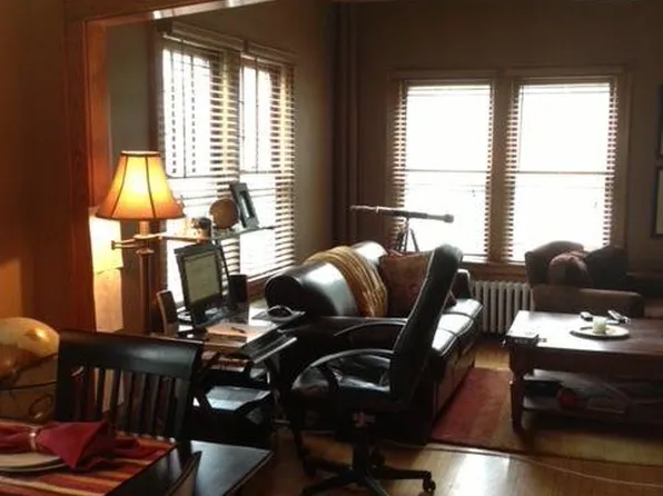 819 28th St W, Minneapolis, MN 55408