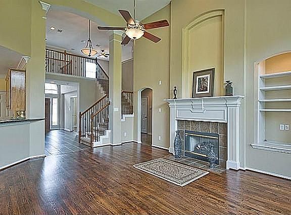 3rd image of 3805 Basswood Ln