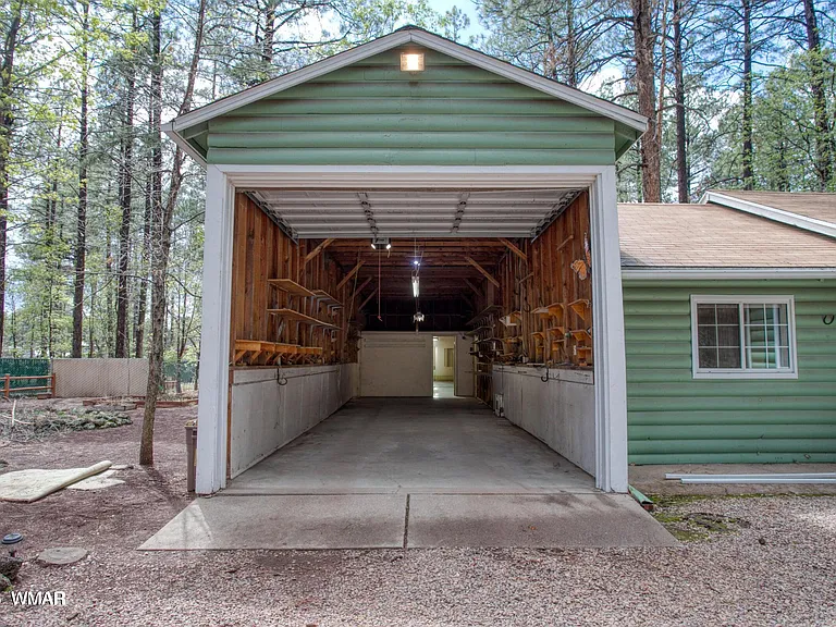 1344 S Sandstone Dr — Photo 2