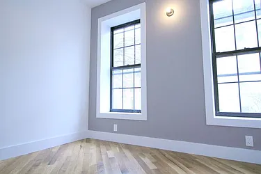 Rented by Elite NY Holdings