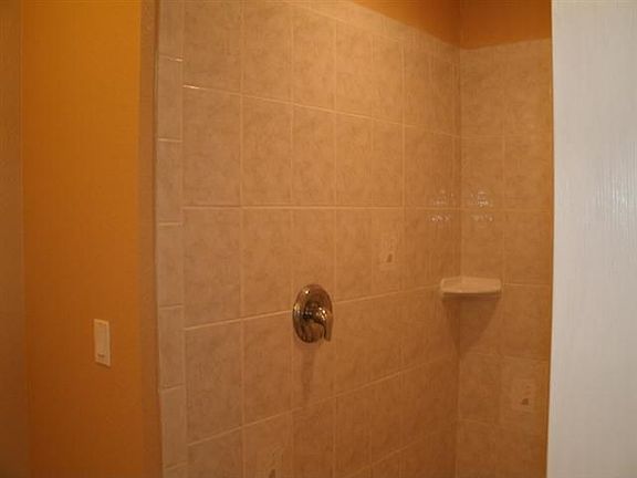 5th image of 10339 Kidron Ave