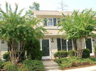 404 Gatehouse Ln, Durham, NC 27707