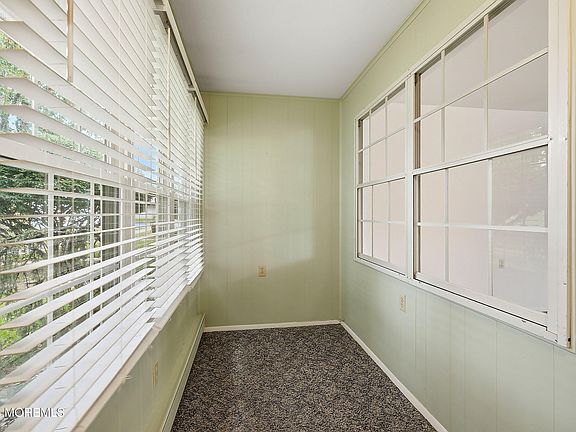 4th image of 45 Edinburgh Lane #D