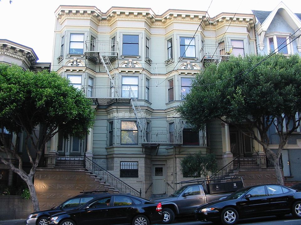 1st image of 617 Oak St