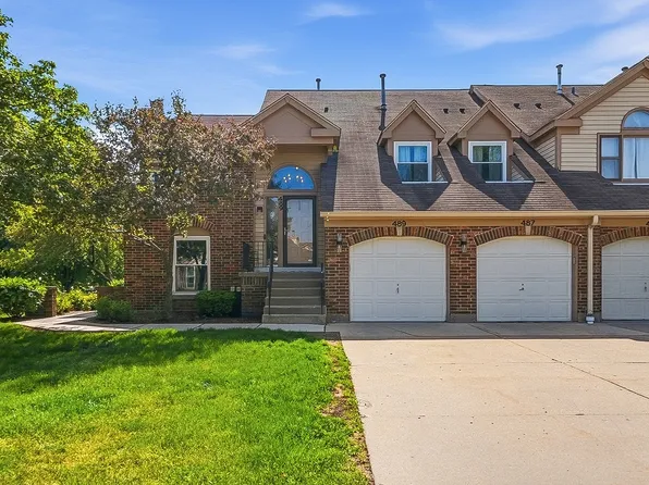 489 Banyan Tree Ln, Buffalo Grove, IL 60089