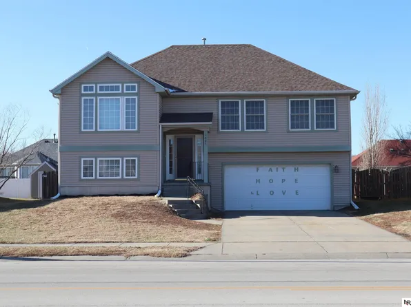 1522 N 20th St, Omaha, NE 68110