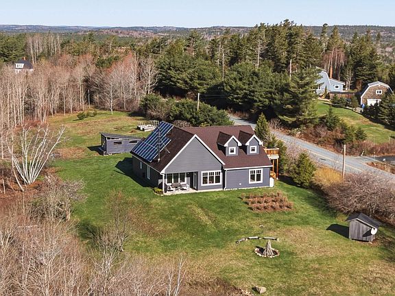 4th image of 437 Mount Pleasant Rd