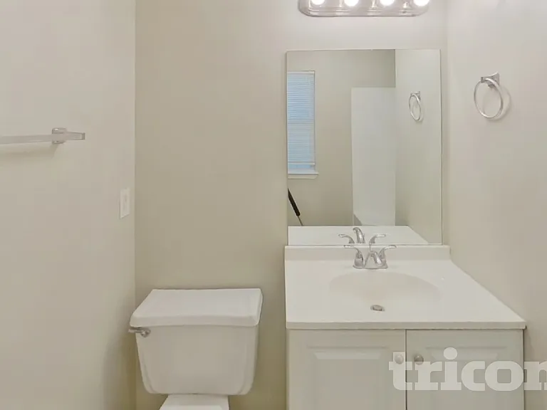 5020 Millers Gln — Photo 10