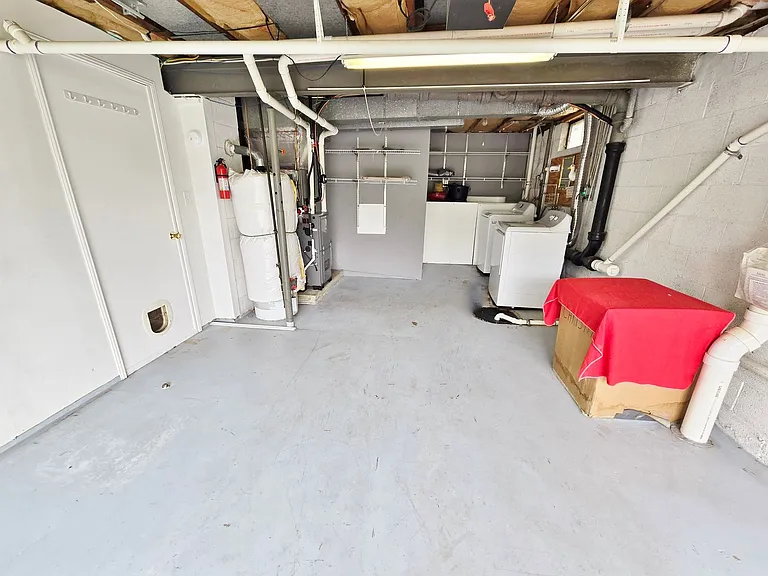 125 Grant Dr — Photo 34