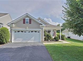 2076 Alexander Dr, Macungie, PA 18062