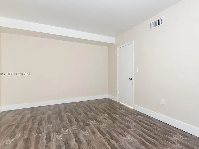 300 NW 42nd Ave #411 — Photo 21